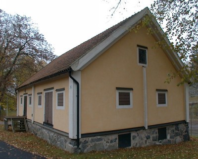tumba hus 18.34.jpg